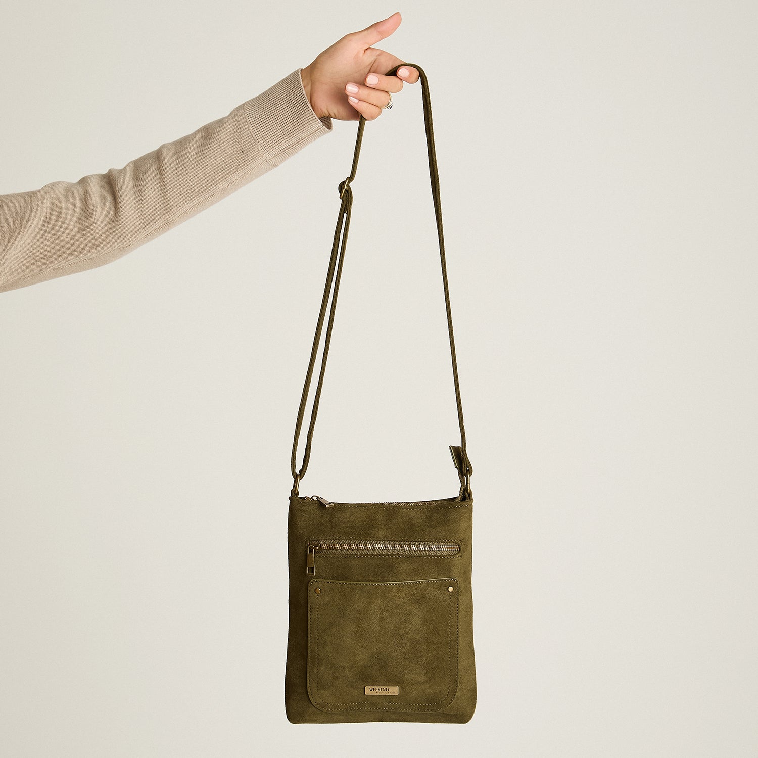 Cartera Verde Elasticidad Nula Sin Forro Calce Normal Tela Plano